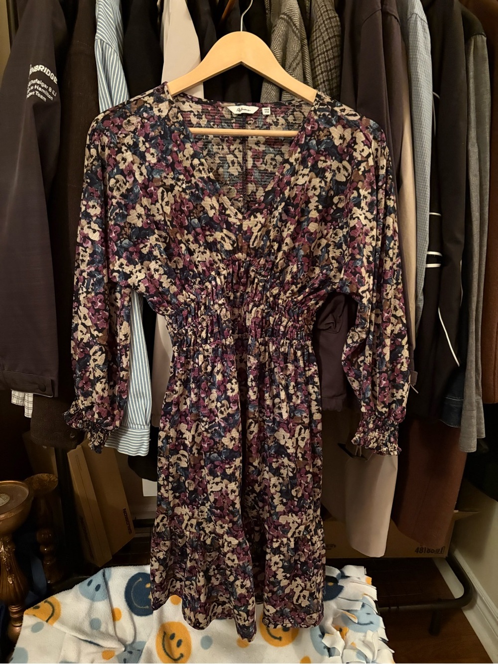 Reitmans Floral V-Neck Smocked Waist Dress in Purple and Cream